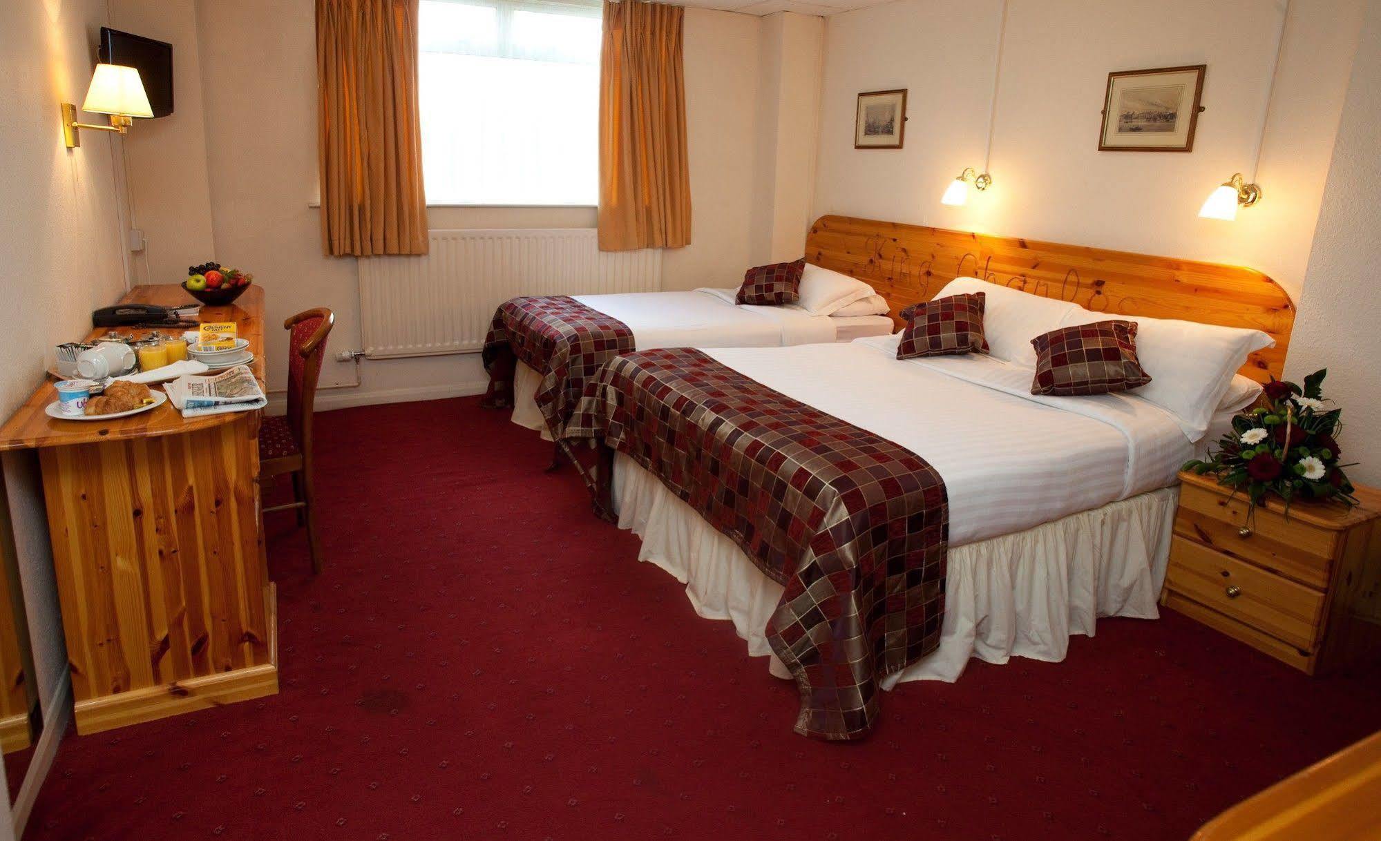 King Charles Hotel Gillingham  Eksteriør billede