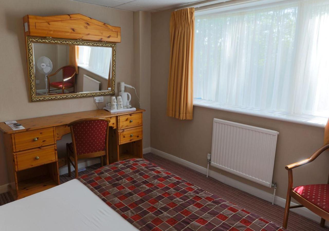 King Charles Hotel Gillingham  Eksteriør billede