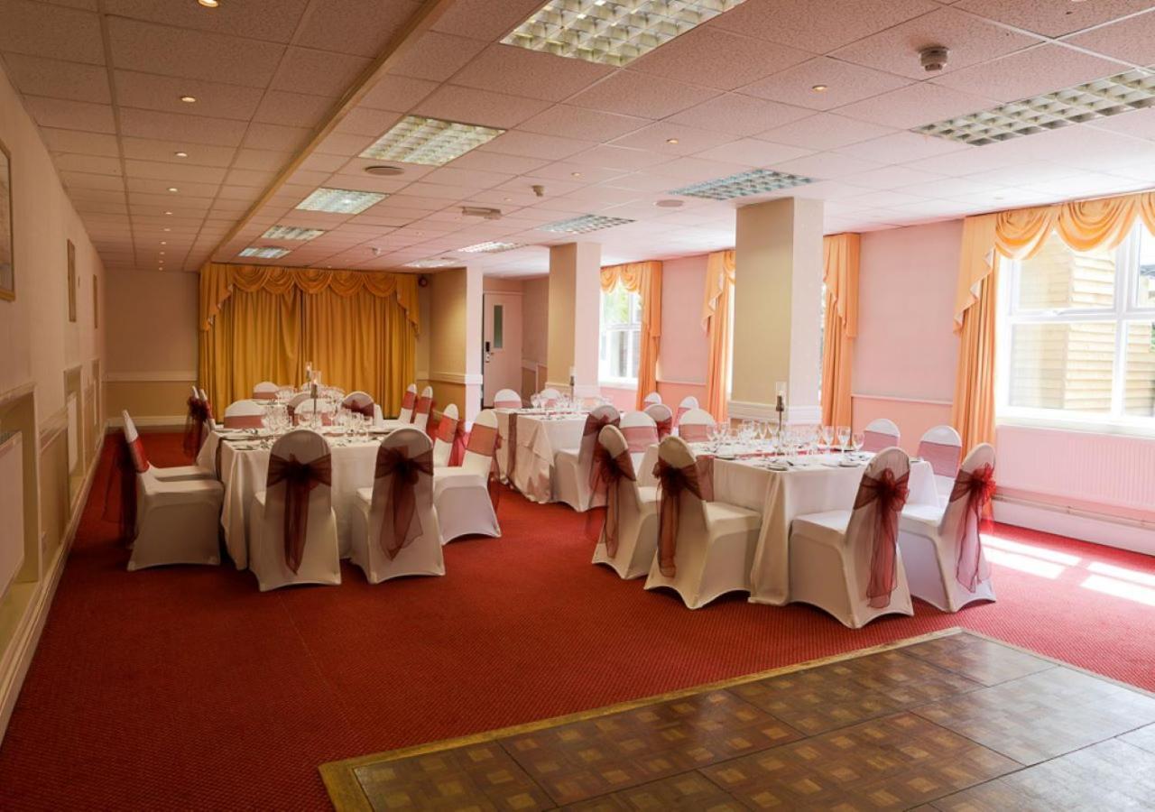 King Charles Hotel Gillingham  Eksteriør billede